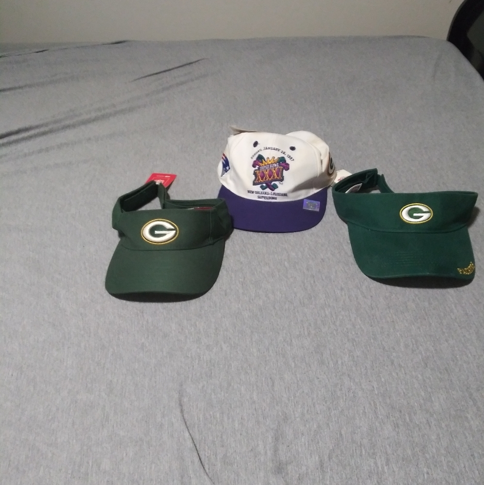 Super bowl hat and 2 green bay golf visors